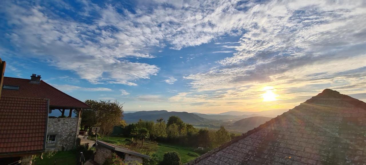 Gite La Montagnette Ruffieux Eksteriør bilde